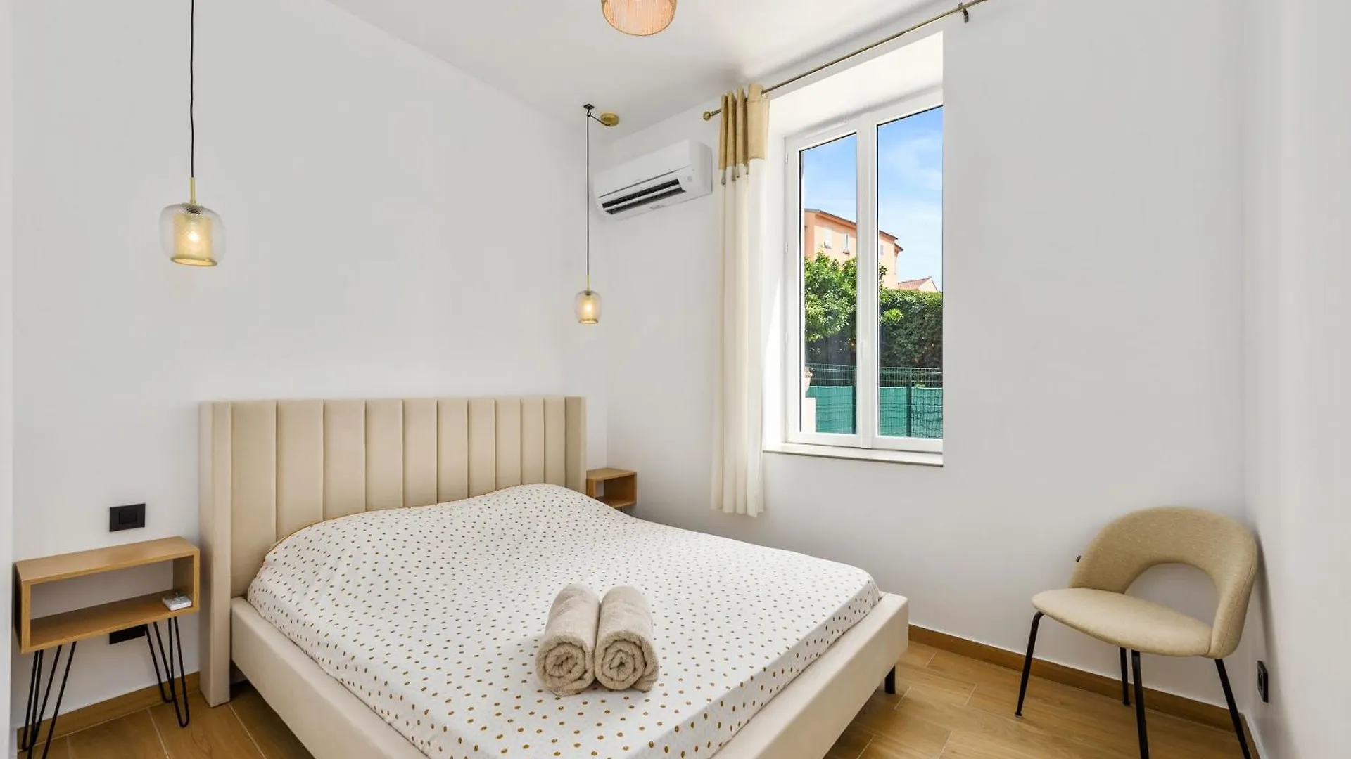Loggias - Somptueux 4 Pieces - Parking - Terrasse - Menton Apartment