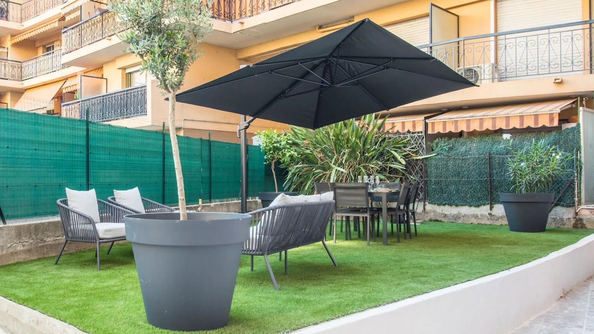 Loggias - Somptueux 4 Pieces - Parking - Terrasse - Menton Apartment 0*,  France